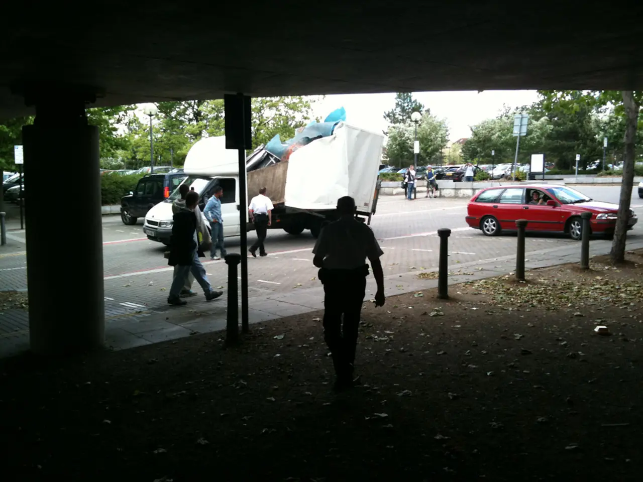 Autonomous trucking firm broadens service span, addressing widespread trucker deficiency at a...