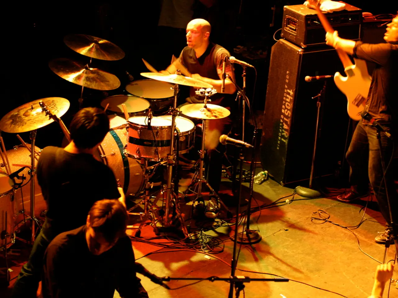 Comprehensive Guide for Setting Up Scarlett 2i4 in Personal Recording Spaces