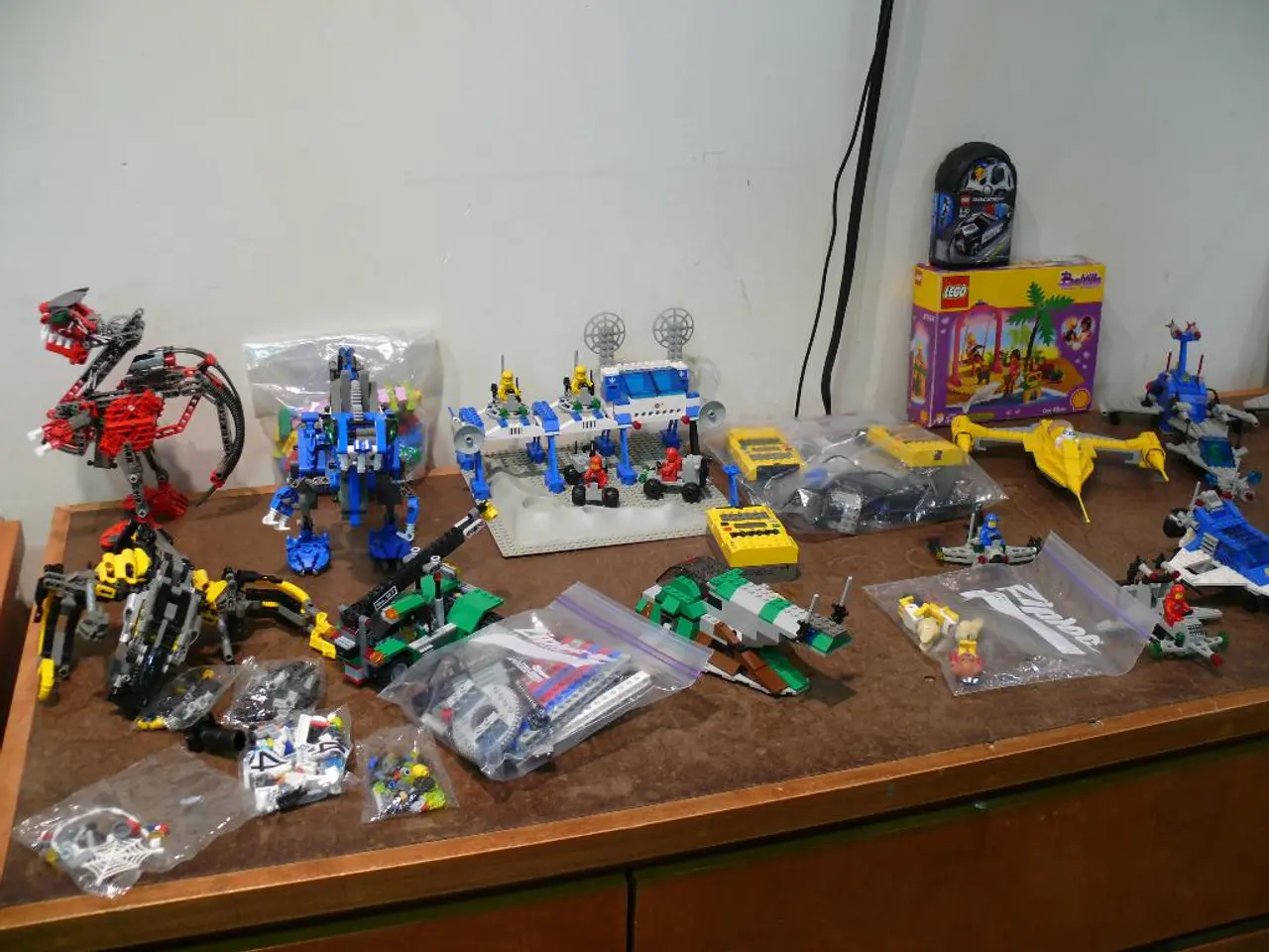 Network Hub for Fast, Efficient Data Transmission