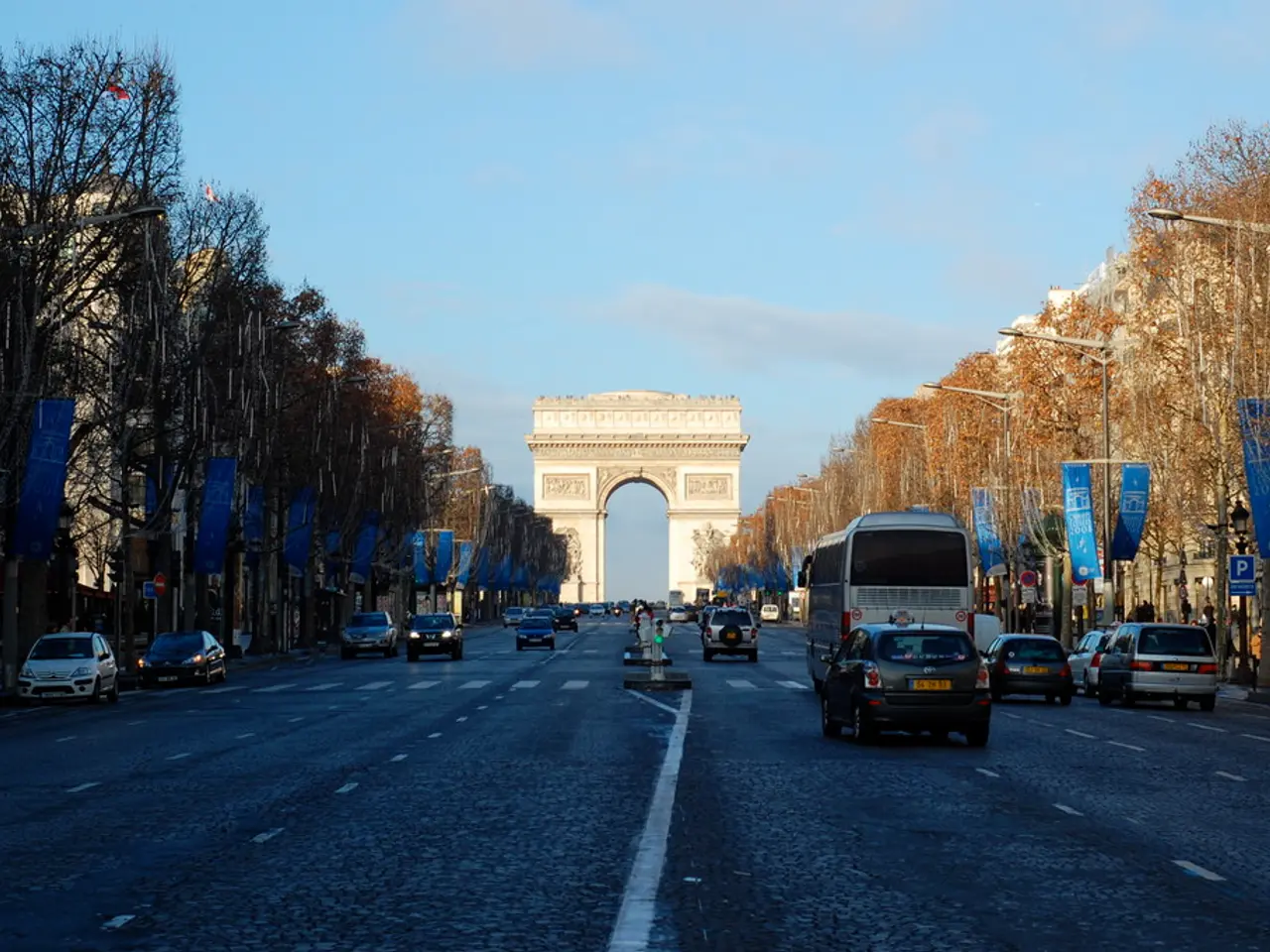 Datacenter Proxy Benefits and Drawbacks: Choosing Wisely