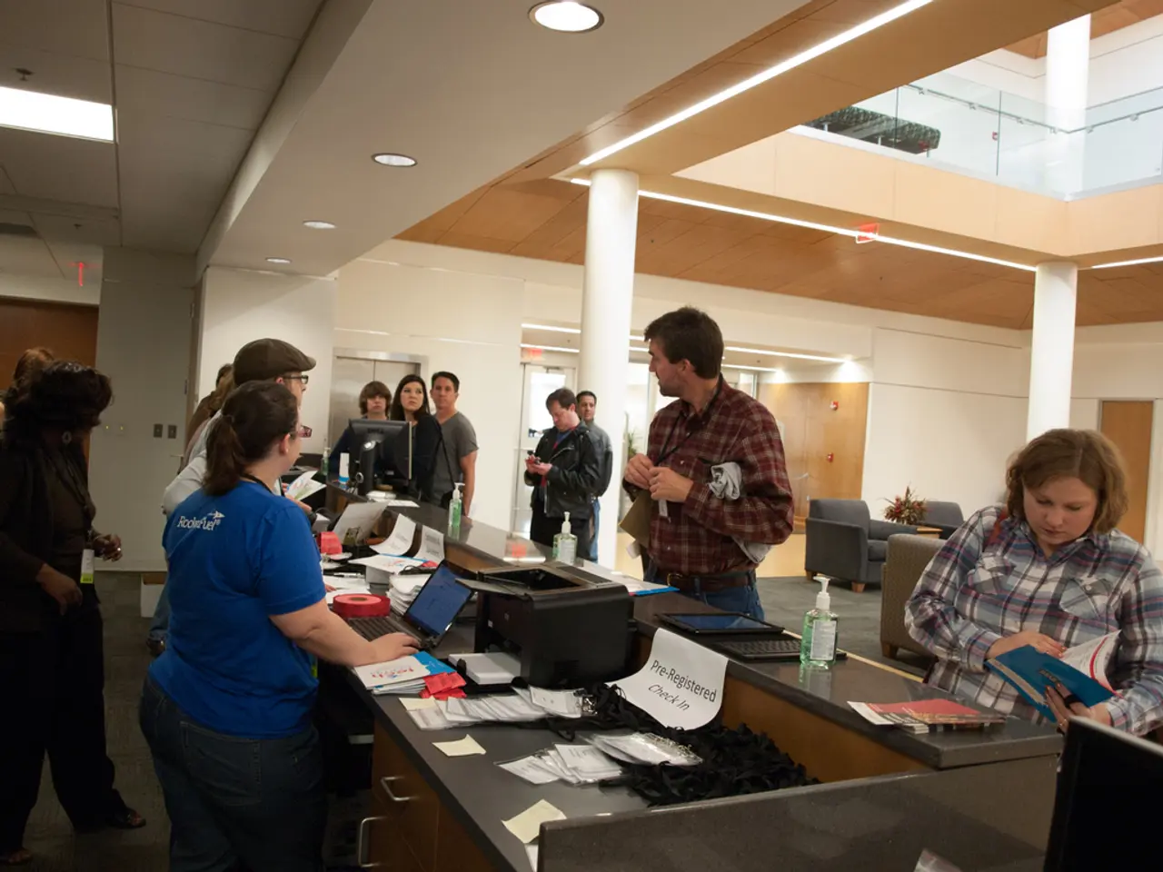 Considering the potential purchase of the latest 16GB Kindle Colorsoft e-reader?