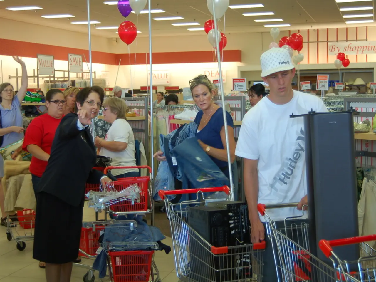 Emerging Consumer Trends Reshaping the Digital Marketplace in the United States by 2025