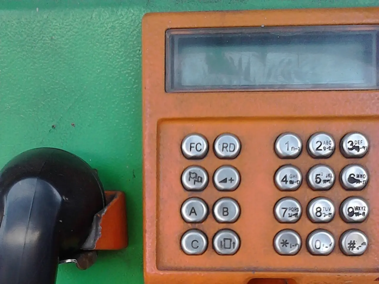 Global Persistence of Teletext Technology Remains Constant