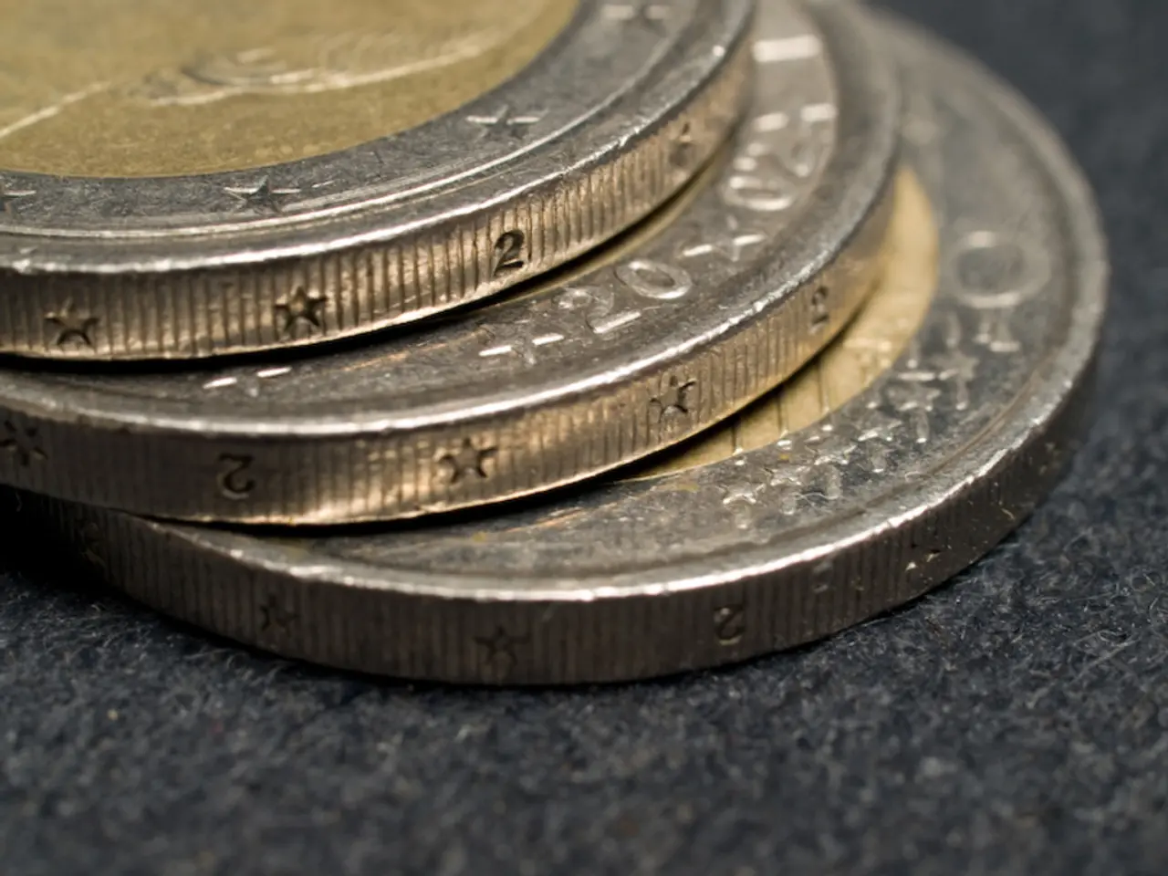 Cryptocurrency Seizure and our Site: Fostering Autonomous Police Power through Digital Assets