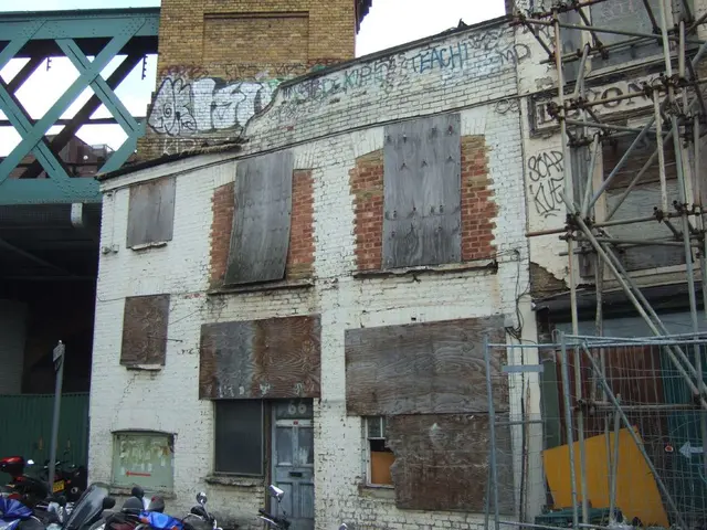 AngularJS Explained: A JavaScript Framework for Building Dynamic Web Applications