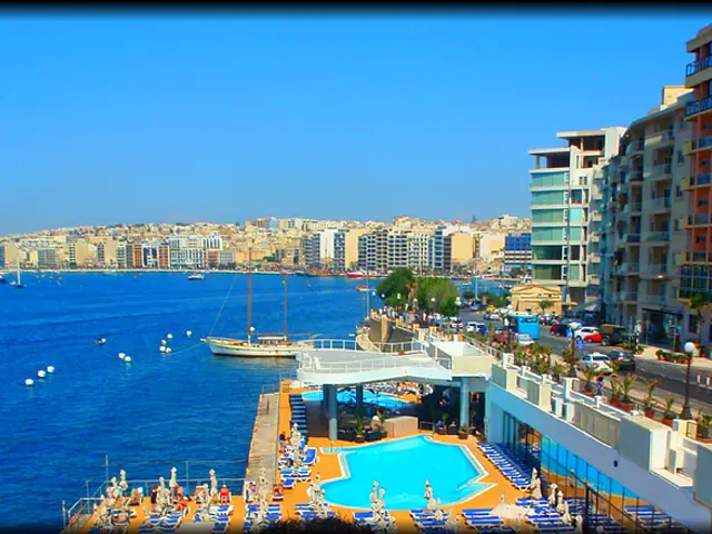 Capital Market Innovations: The Wave of Blue Bonds Causing a Stir in Financial Circles