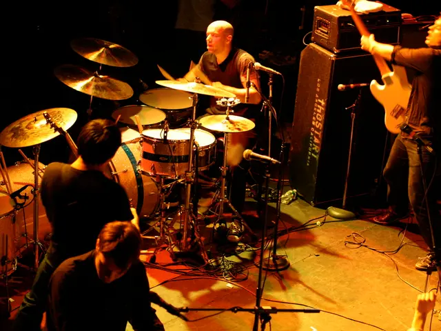 Comprehensive Guide for Setting Up Scarlett 2i4 in Personal Recording Spaces