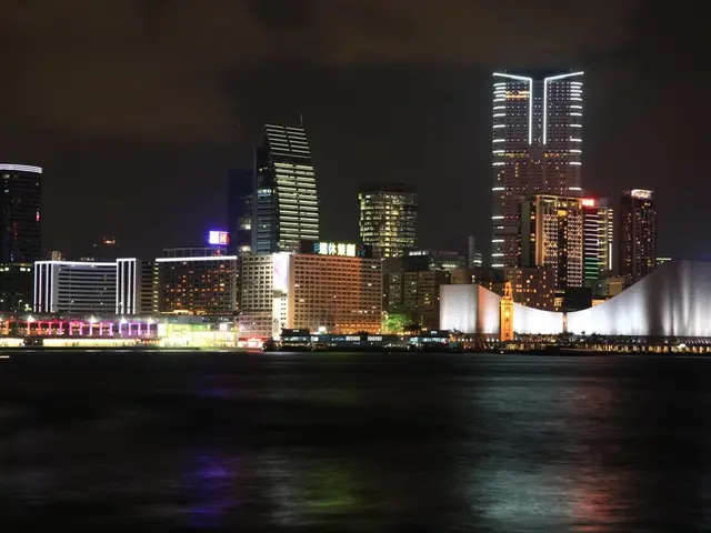 Cloud Bursting Explained: A Method of Multiple Cloud Systems Temporarily Expansion to Meet High...