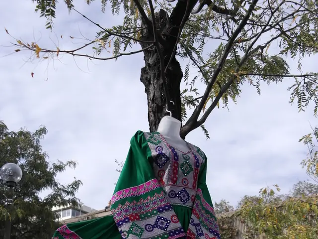 Streamlining Clothing Production: Overcoming Obstacles in Offshore Manufacturing