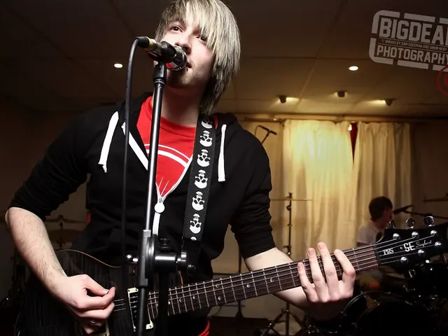 Album Release: B°Tong - Zenihilist (Digital/CD format under Krater Recordings)