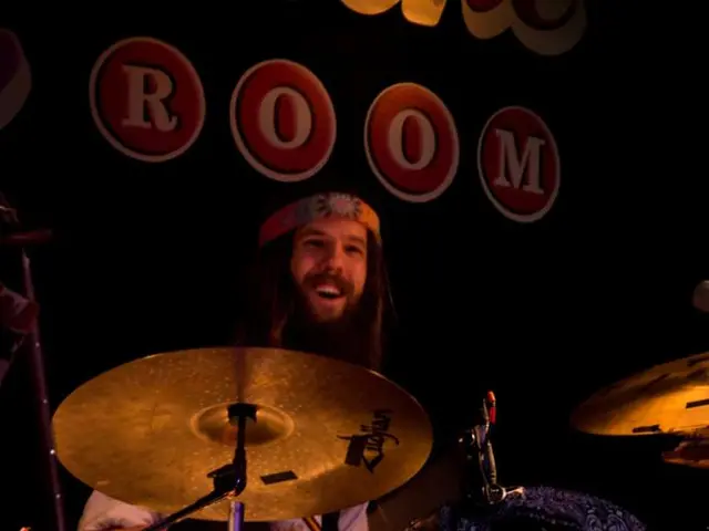 AI and Automated Vehicles (AV) in 2024: A Focus on Shure