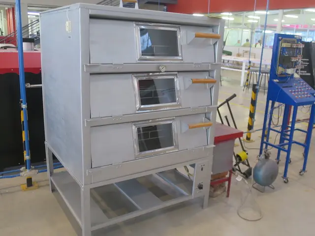 Industrial-Grade Flashlight Project of 2025: Implementing Industrial Relays for Blinking Device...