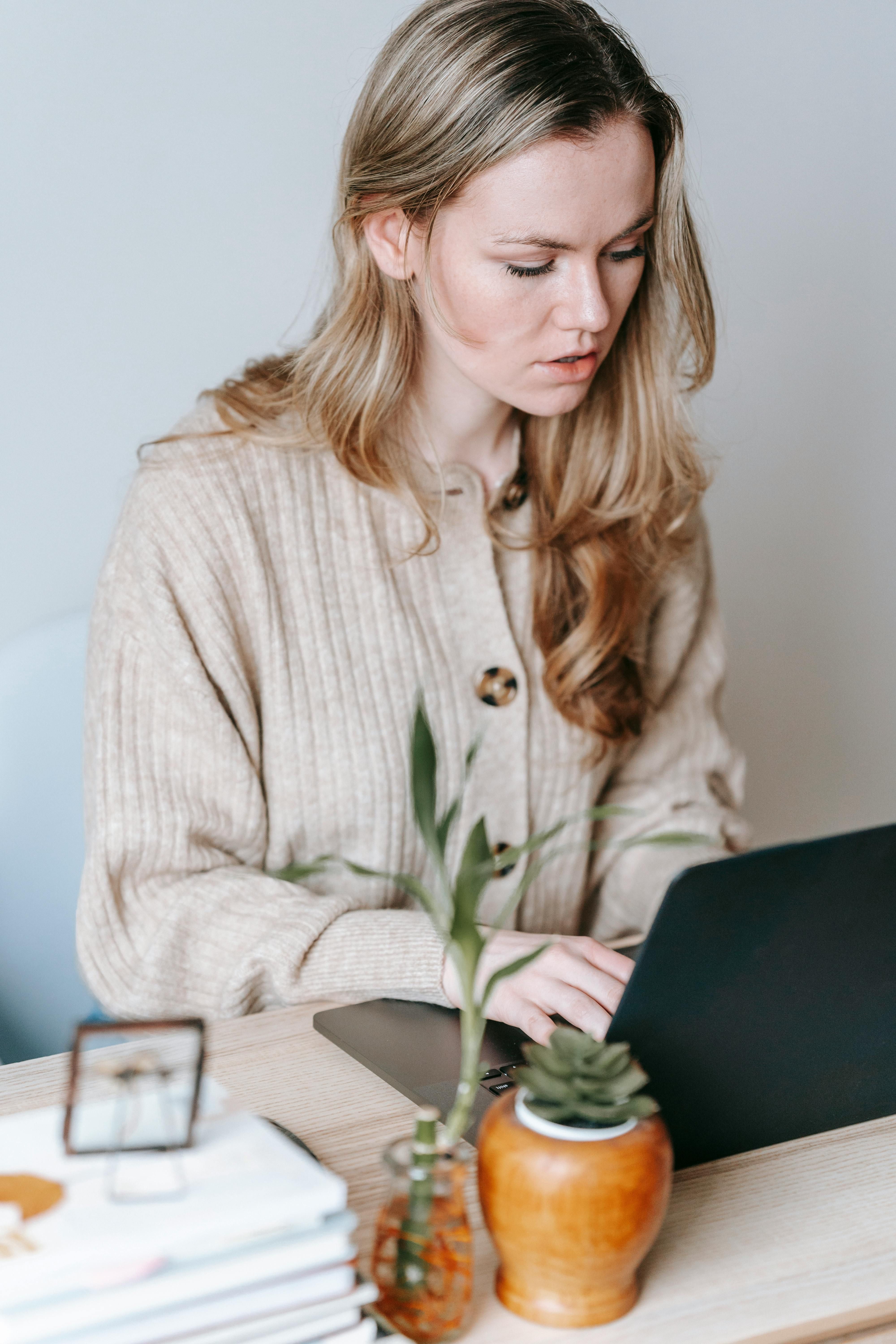 Visual depiction: Infamous hacker, alias 'NightOwl313', orchestrating a cyber-attack on a government institution's database. DeFi access, cross-chain liquidity, and the XRPfi ecosystem receive a significant boost as Flare's TVL doubles following the USD₮0 launch and Kraken integration, thereby amplifying its overall value.