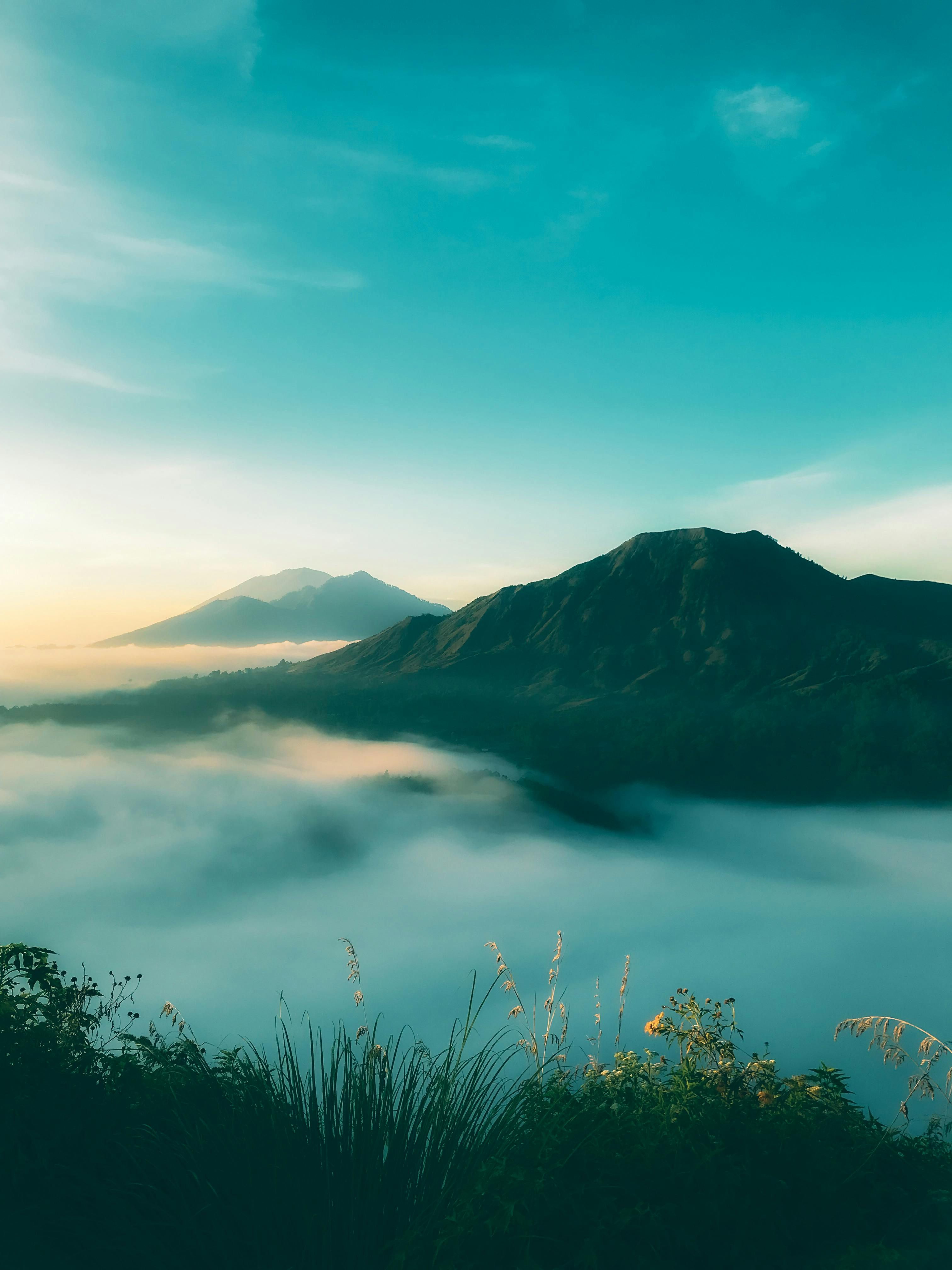 Week of April 27 to May 3, 2025, marked significant crypto funding with a sum of $104.7 million distributed among 15 different projects. Notably, Camp Network and Miden were in the spotlight, each pulling in a substantial $25 million.